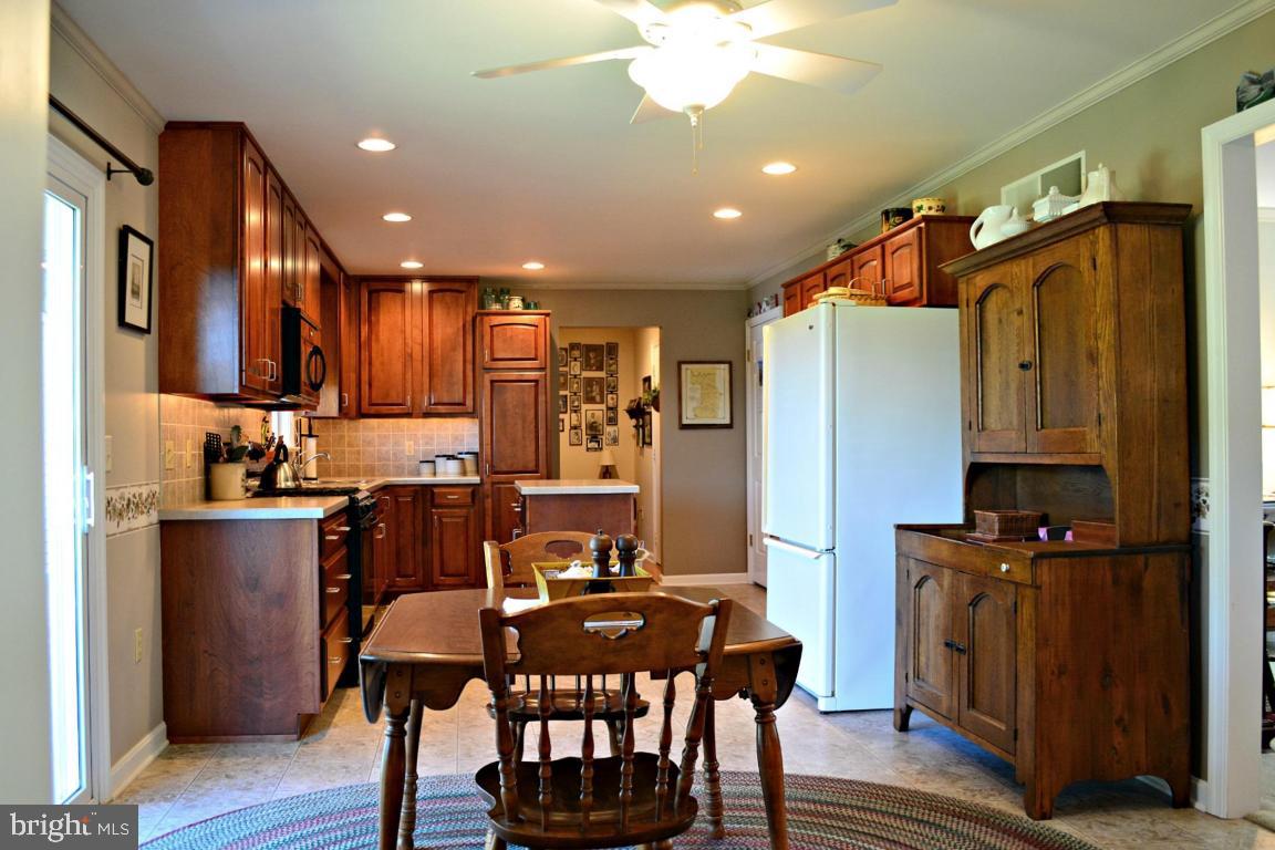 58 Sego Sago Road Manheim, PA 17545 - Photo 13 of 56