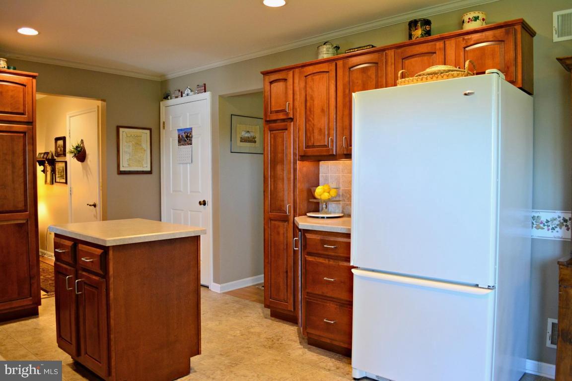 58 Sego Sago Road Manheim, PA 17545 - Photo 10 of 56