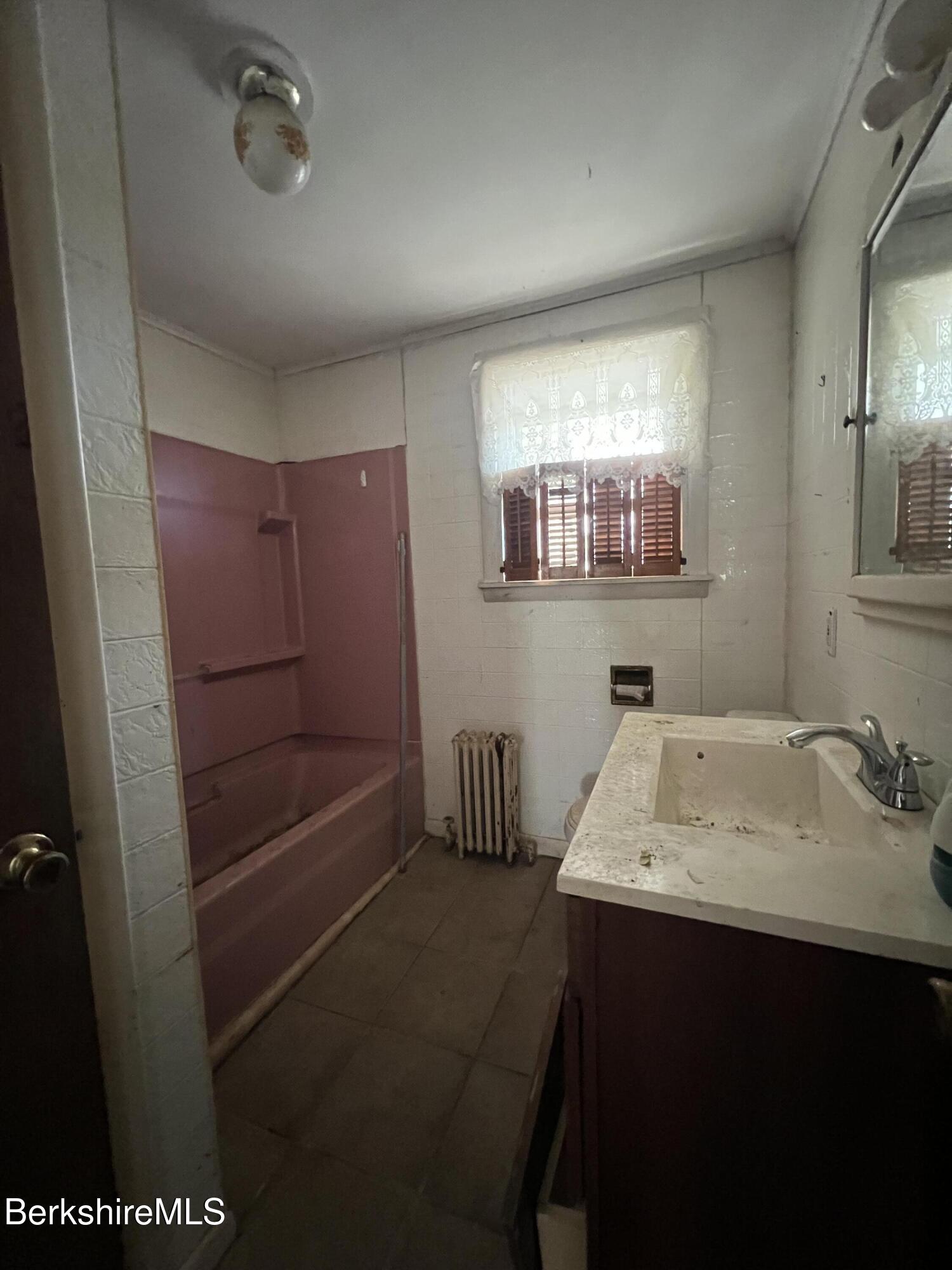 16 King Street Pittsfield, MA 01201 - Photo 11 of 19 IMG_0337