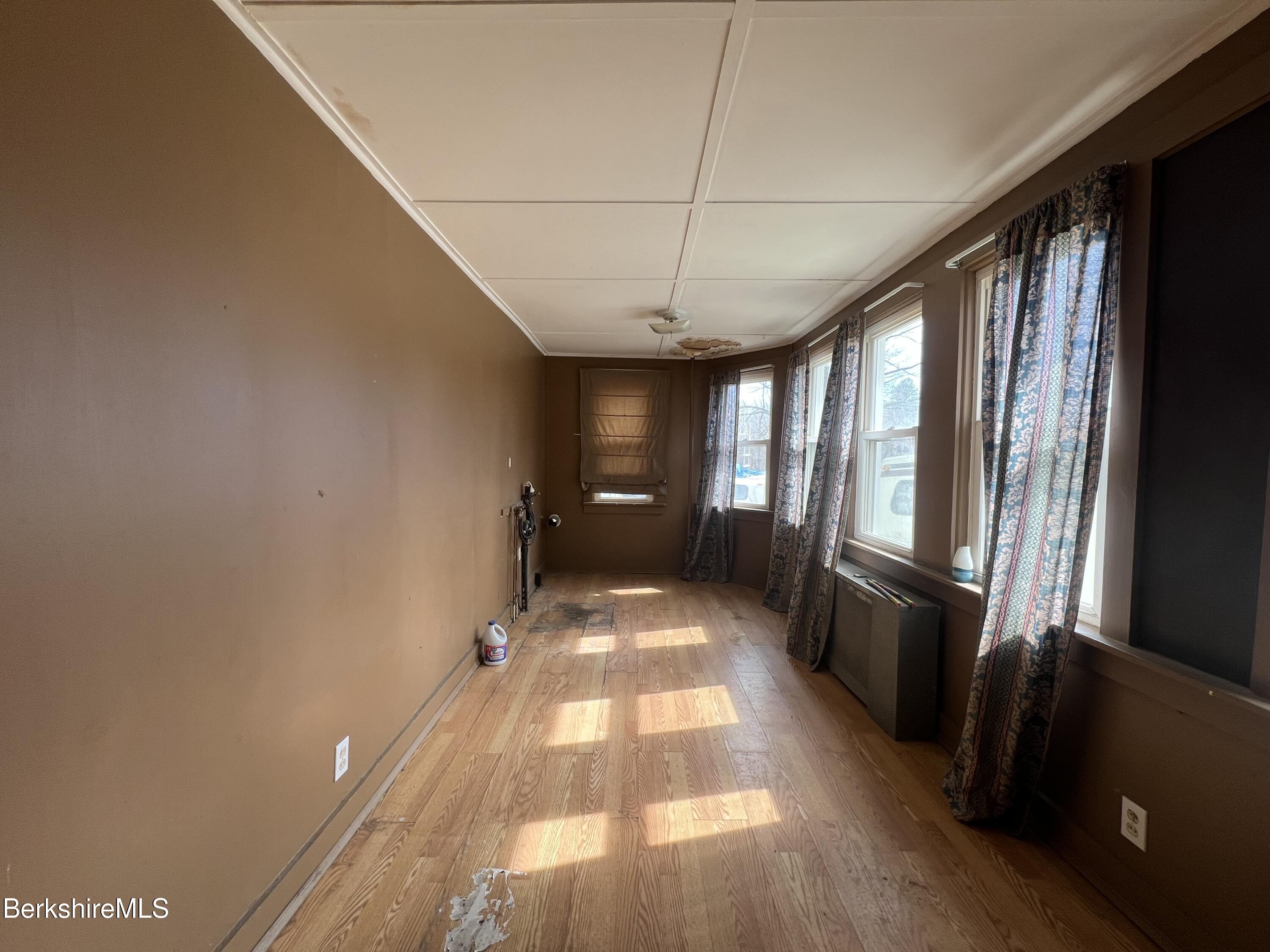 16 King Street Pittsfield, MA 01201 - Photo 19 of 19 IMG_0338