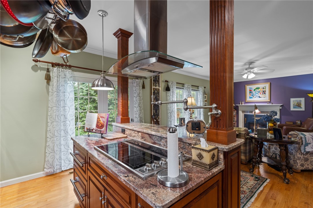 464 Wickford Point Road North Kingstown, RI 02852 - Photo 7 of 41 Gallery Image 7