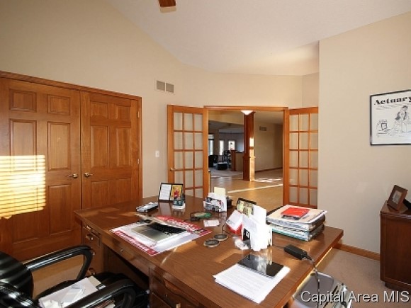 2401 Rosewell Point Springfield, IL 62711 - Photo 14 of 23