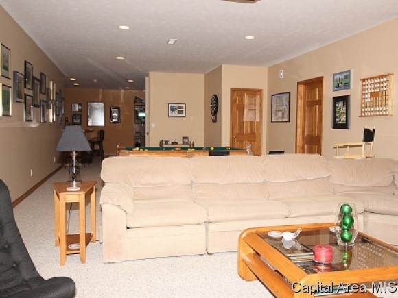 2401 Rosewell Point Springfield, IL 62711 - Photo 21 of 23
