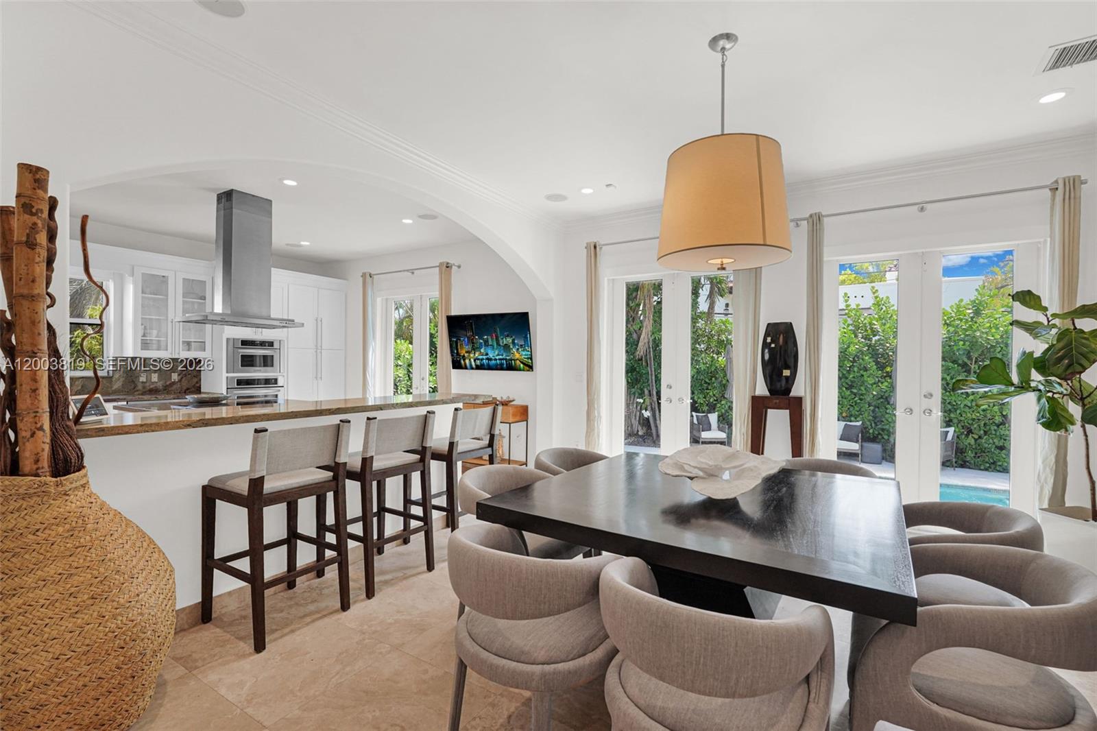 2143 North Bay Road Miami Beach, FL 33140 - Photo 27 of 77