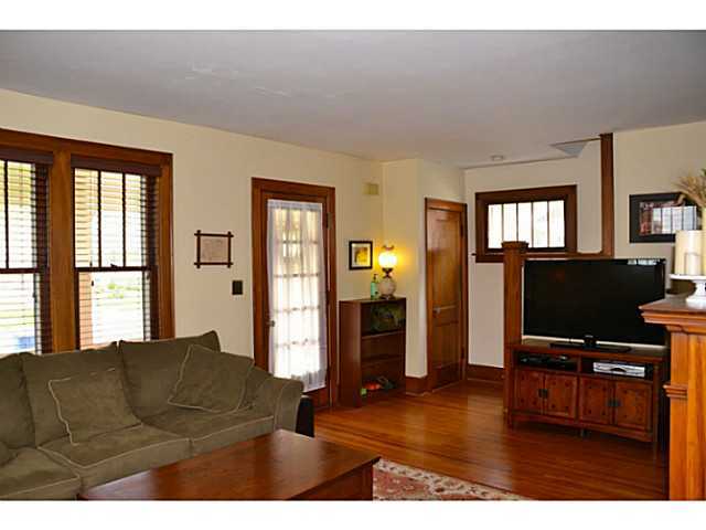 239 Chatham Road Columbus, OH 43214 - Photo 5 of 24 Gallery Image 5