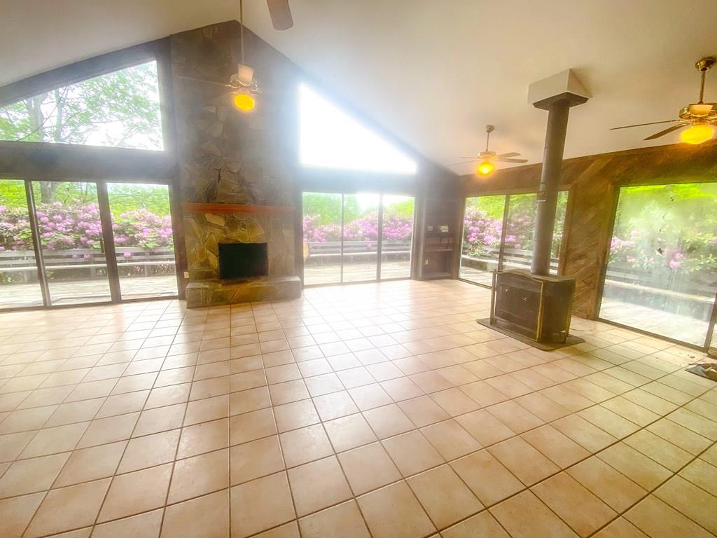 296 Willow Springs Road Ceres, VA 24318 - Photo 2 of 34 Gallery Image 2