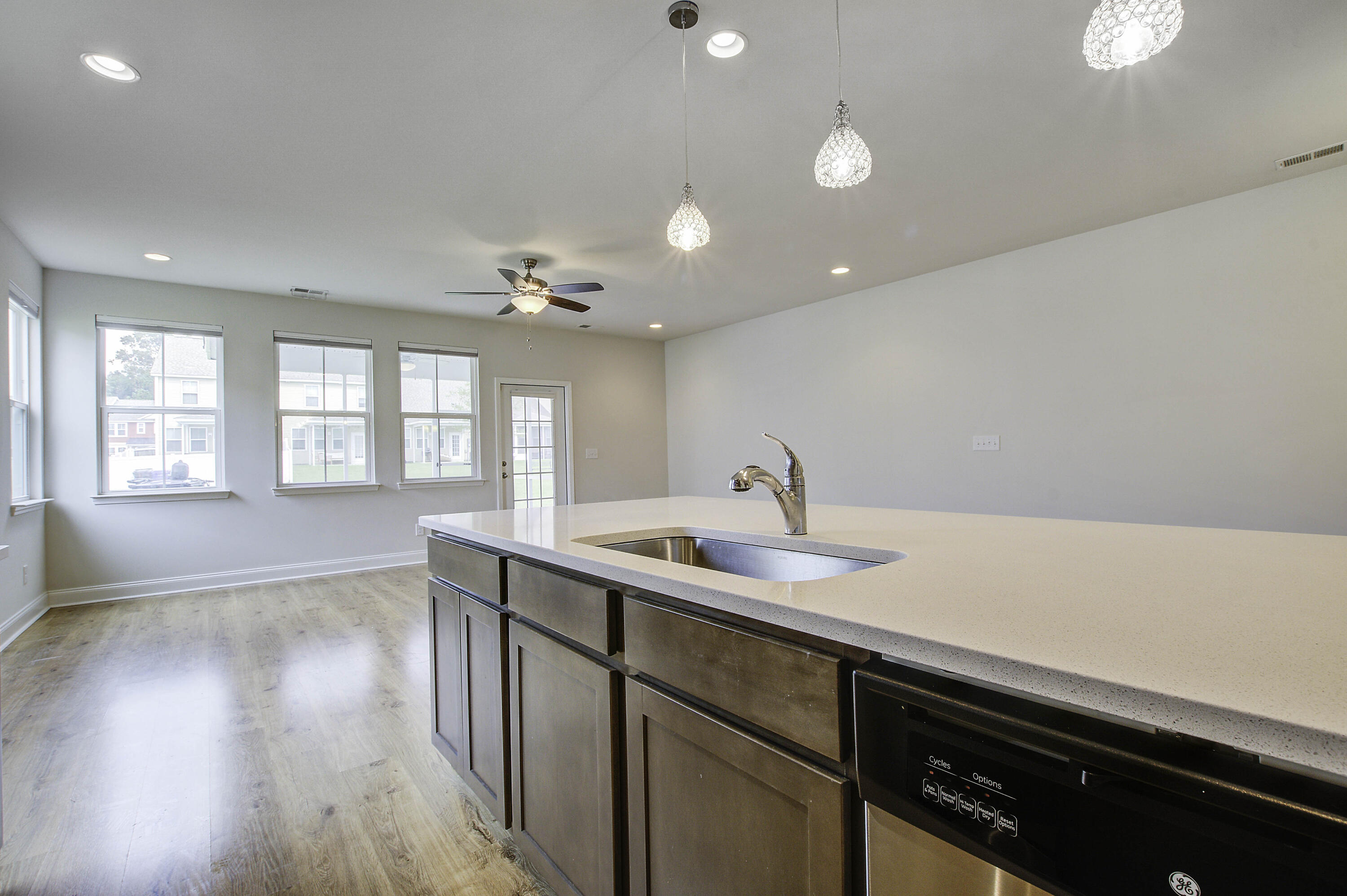 7824 Montview Road North Charleston, SC 29418 - Photo 12 of 26 7824 (16)