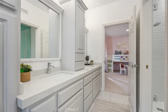 $4,200,000 | 25582 Rapid Falls Road, Laguna Hills, CA 92653