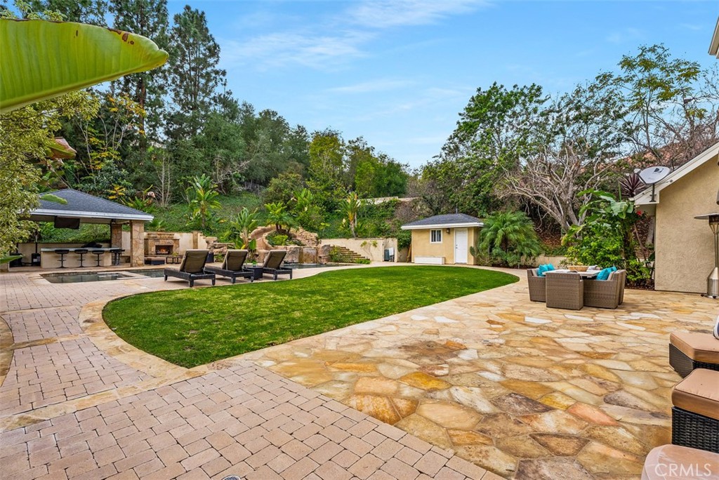 25582 Rapid Falls Road Laguna Hills, CA 92653 - Photo 37 of 59 An Entertainers Yard!