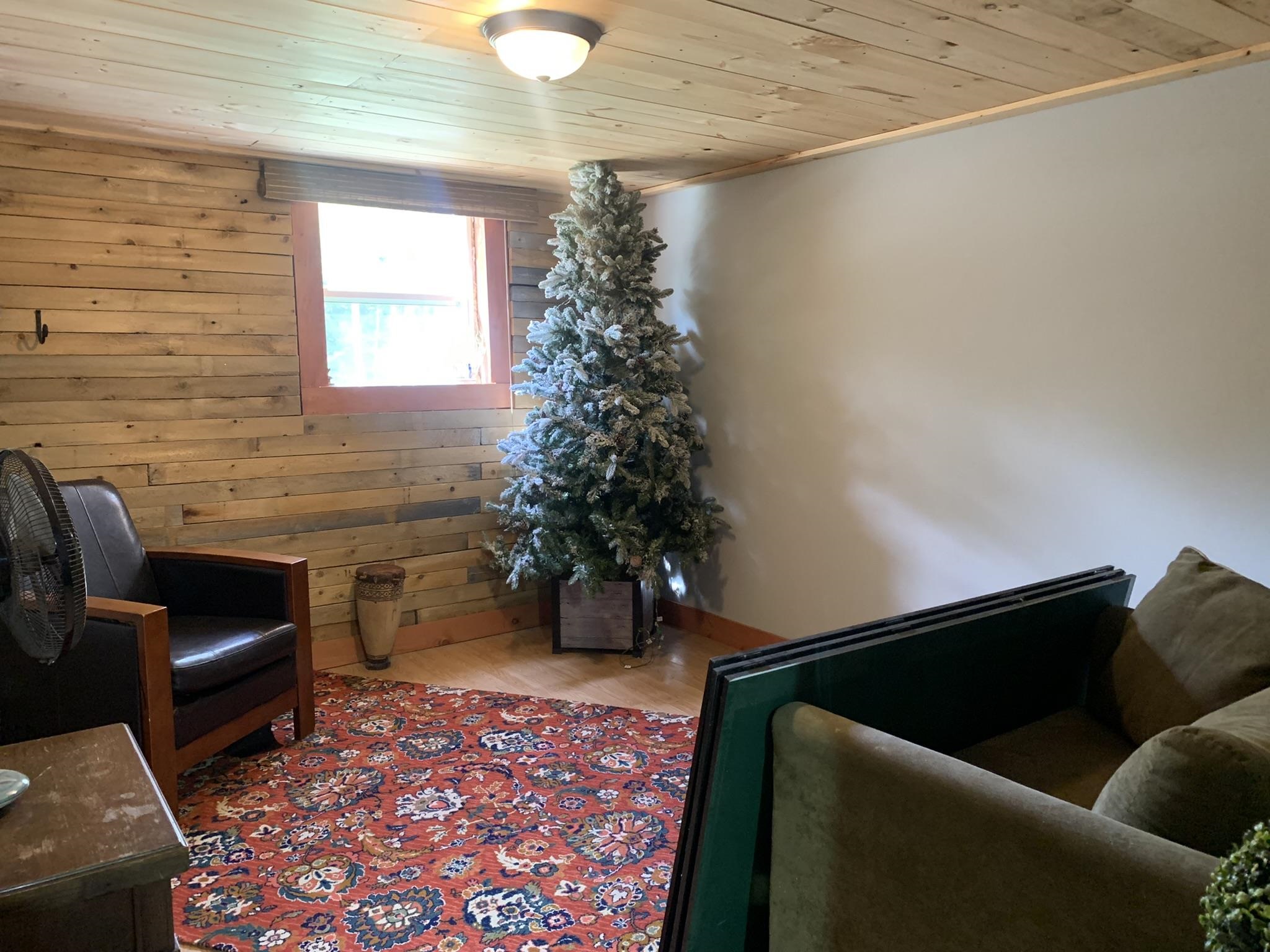 1222 Nichols Pond Road Hardwick, VT 05843 - Photo 24 of 32 Gallery Image 24