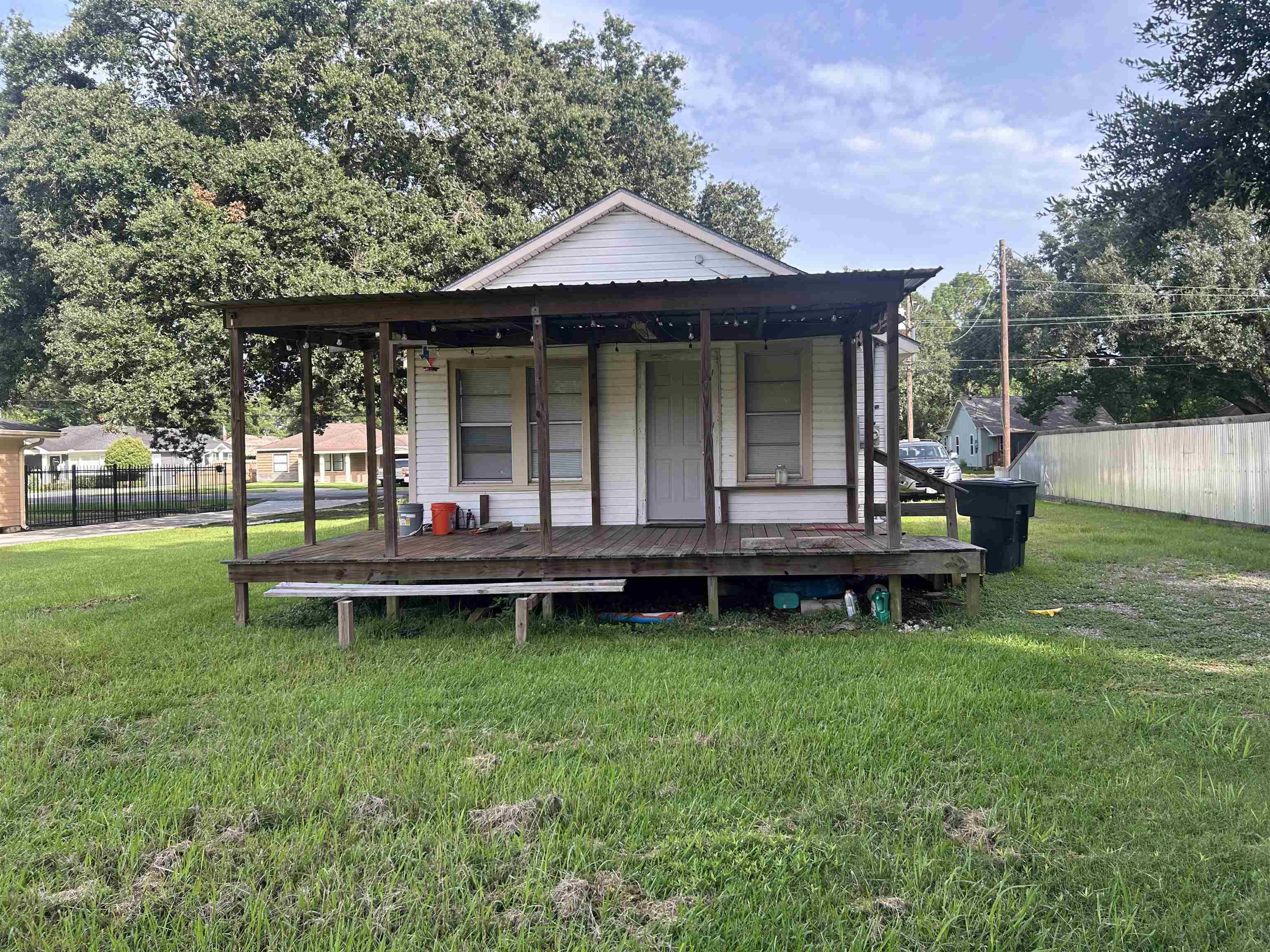 6560 Howe Street Groves, TX 77619 - Photo 14 of 15 Gallery Image 14