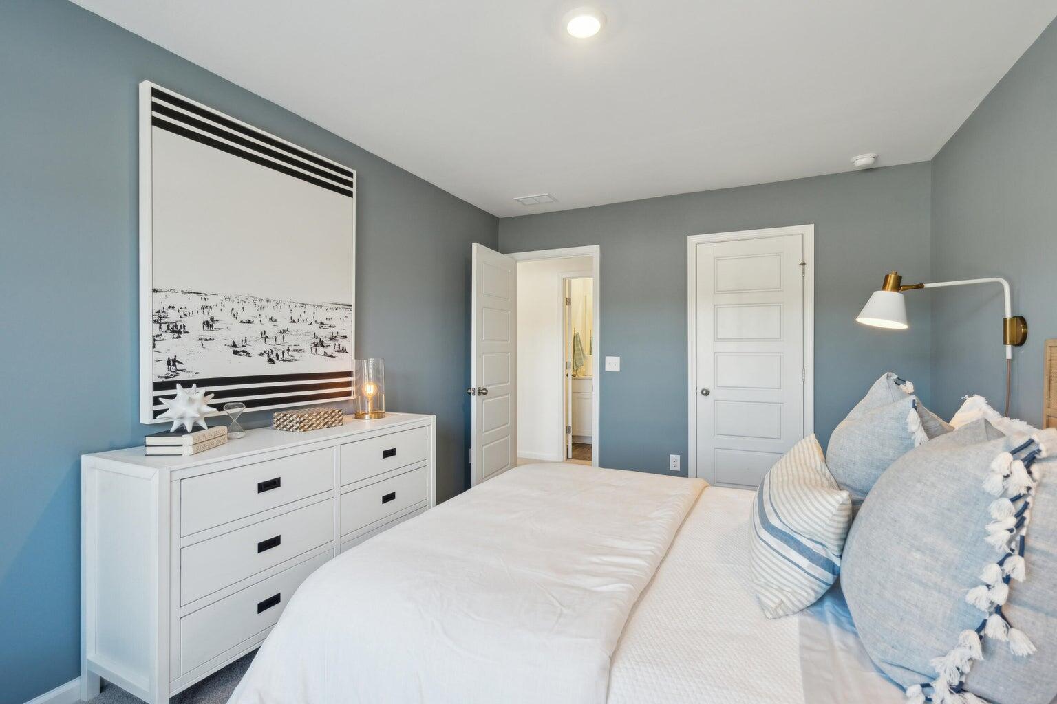 714 Ridgley Drive Summerville, SC 29486 - Photo 8 of 27 guest bedroom 2- pic 2