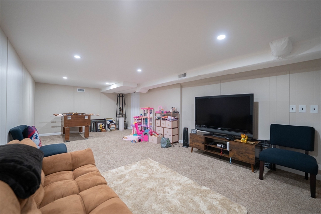 14 Ludlow Street Acushnet, MA 02743 - Photo 23 of 36