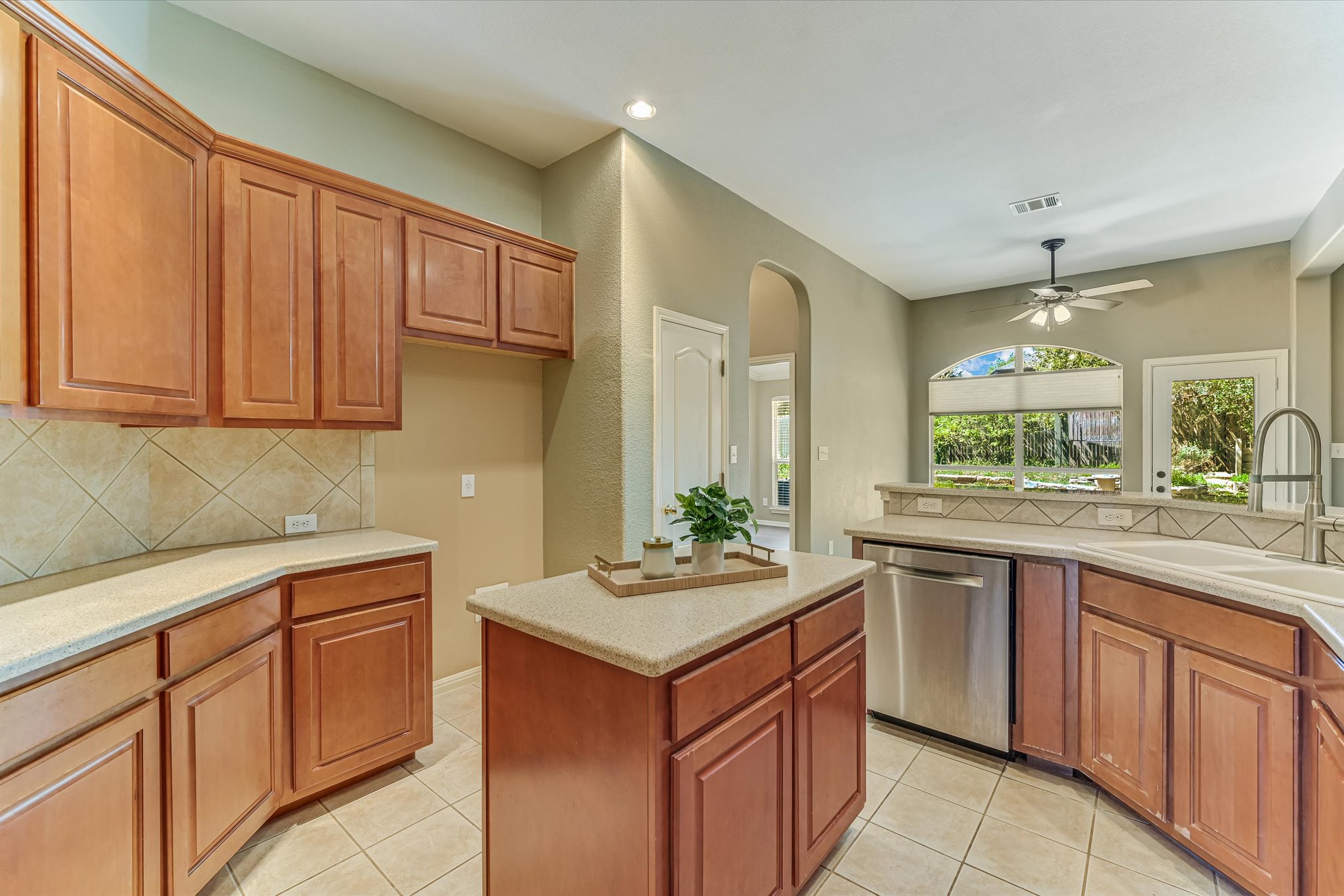 8024 Cobblestone Austin, TX 78735 - Photo 13 of 31
