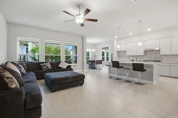 $4,500 | 24710 Faraday, San Antonio, TX 78257