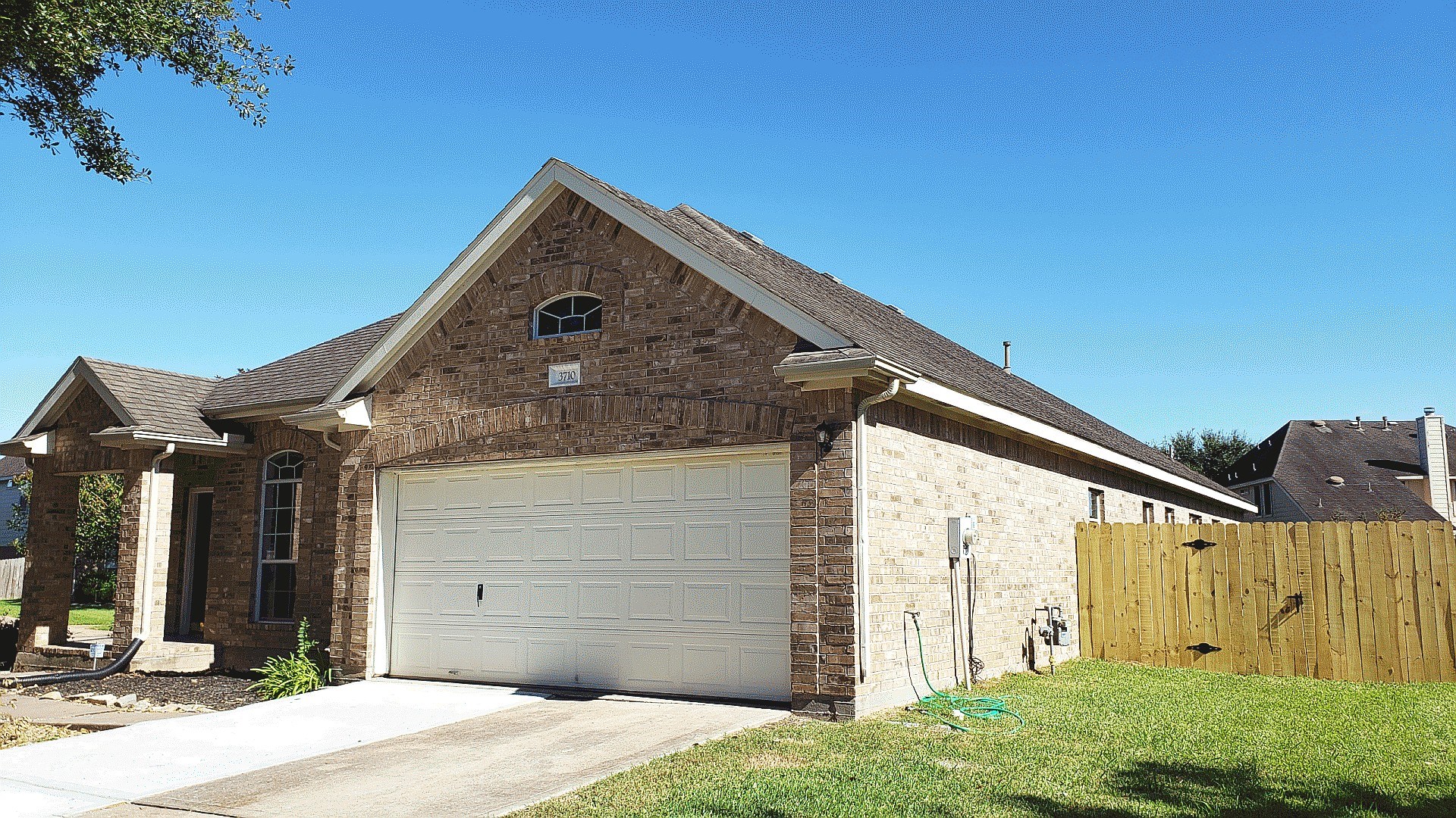 3710 Ransom Road Richmond, TX 77469 - Photo 3 of 42 a front view of a house with a yard