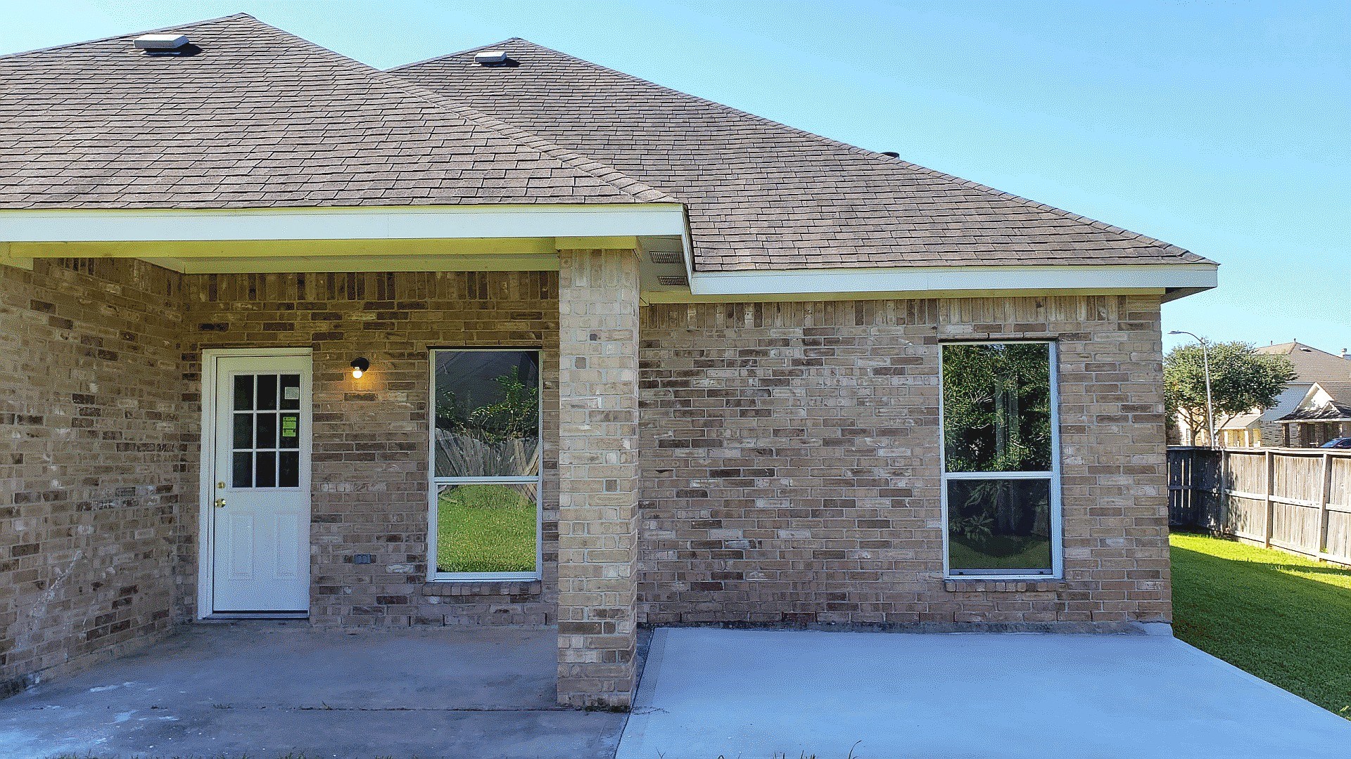 3710 Ransom Road Richmond, TX 77469 - Photo 39 of 42 a front view of a house with a garden