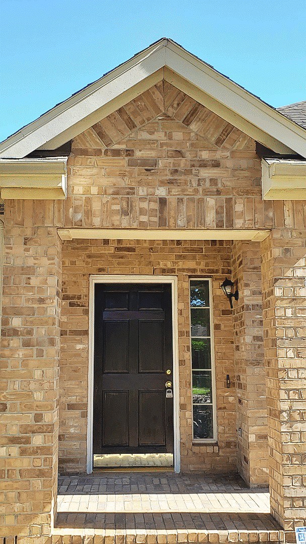 3710 Ransom Road Richmond, TX 77469 - Photo 4 of 42 a front view of a building
