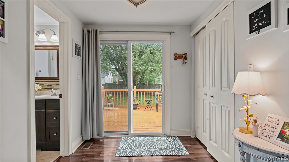 132 Toelsin Road Cheektowaga, NY 14225 - Photo 17 of 30 Gallery Image 17