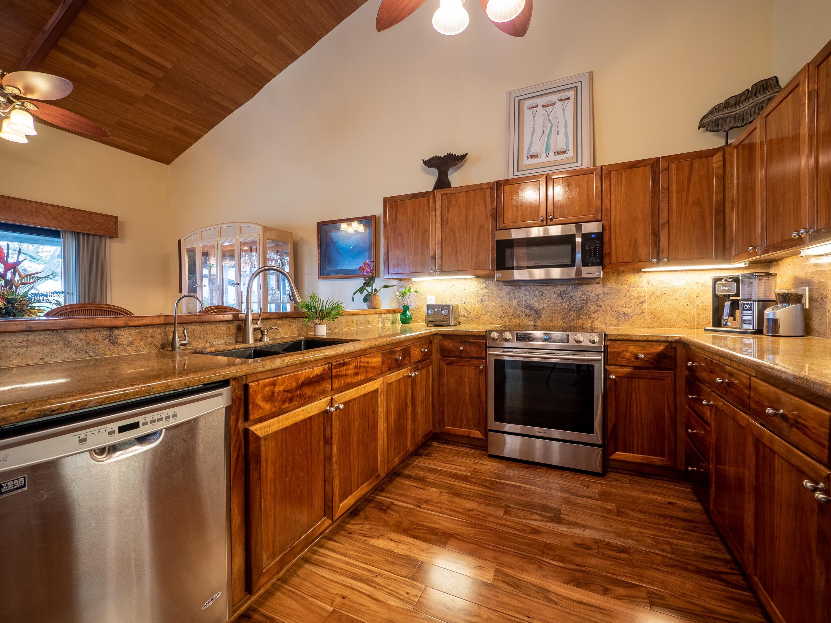 85 Hui Rd F, Unit A Lahaina, HI 96761 - Photo 11 of 39 Gallery Image 11