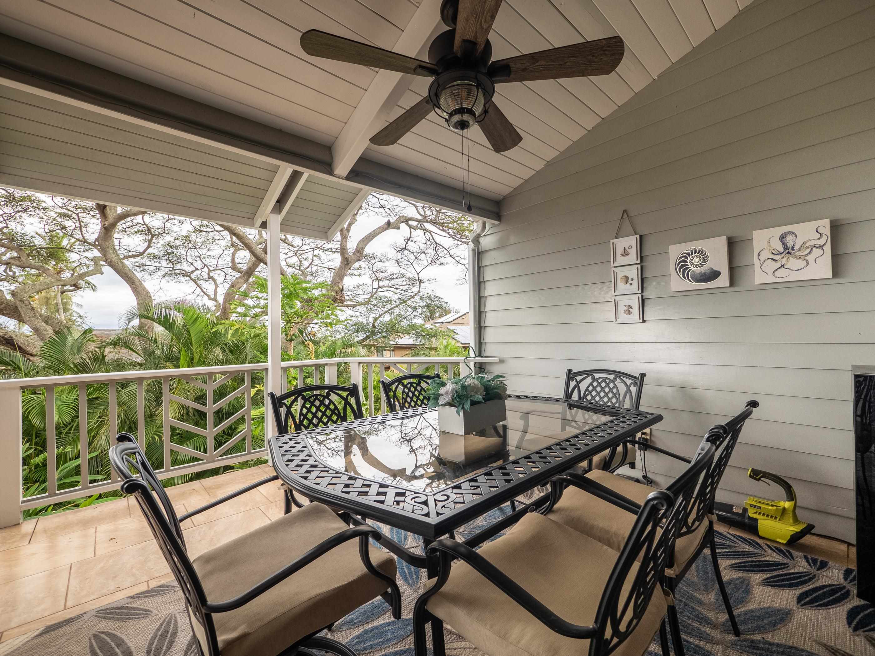 85 Hui Rd F, Unit A Lahaina, HI 96761 - Photo 28 of 39 large enough for a dining table with seating for 6