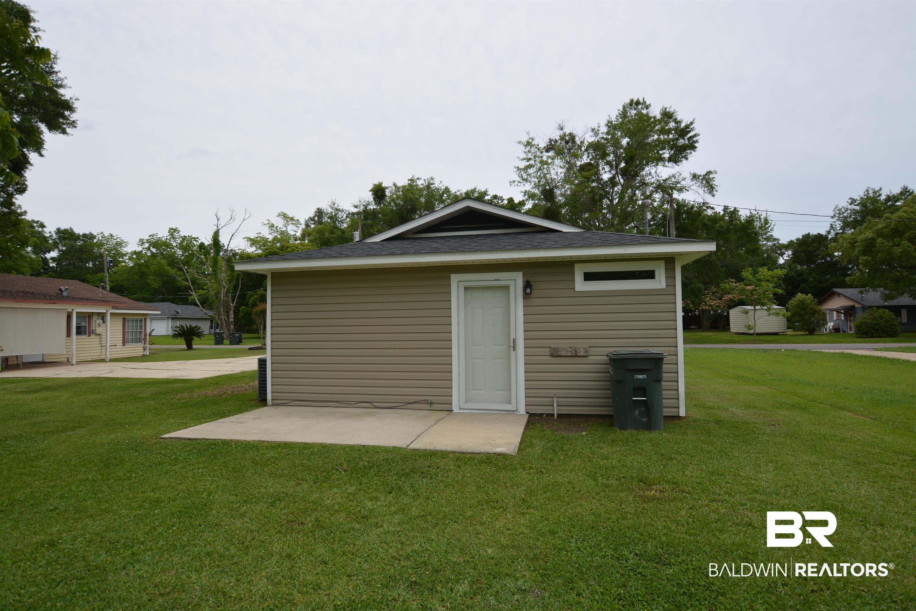 422 West 4th Avenue Foley, AL 36535 - Photo 21 of 28