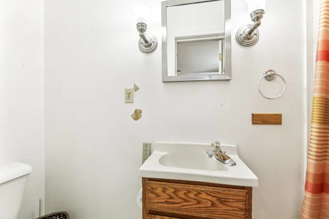 $274,000 | 325 Warren Avenue, Reedsburg, WI 53959