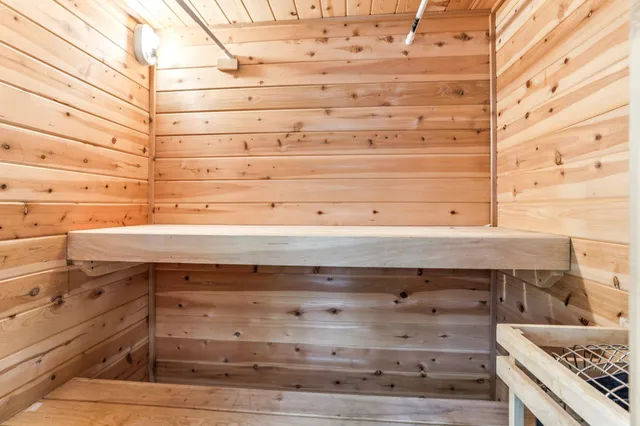 $274,000 | 325 Warren Avenue, Reedsburg, WI 53959