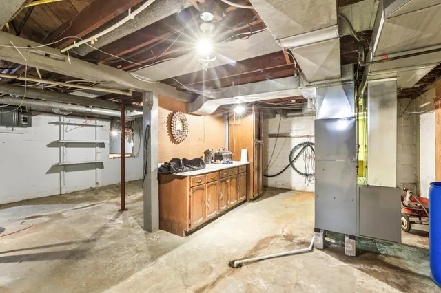 $274,000 | 325 Warren Avenue, Reedsburg, WI 53959