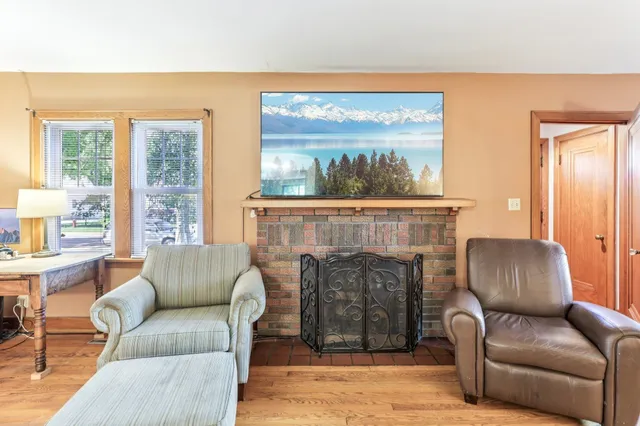 $274,000 | 325 Warren Avenue, Reedsburg, WI 53959