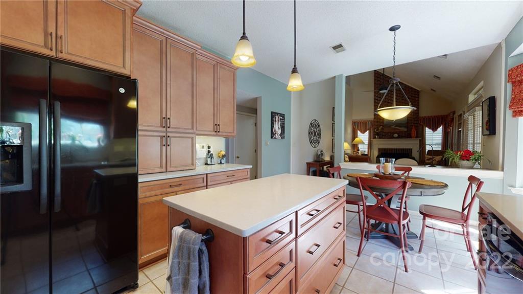 7407 Reedy Creek Road Charlotte, NC 28215 - Photo 12 of 46