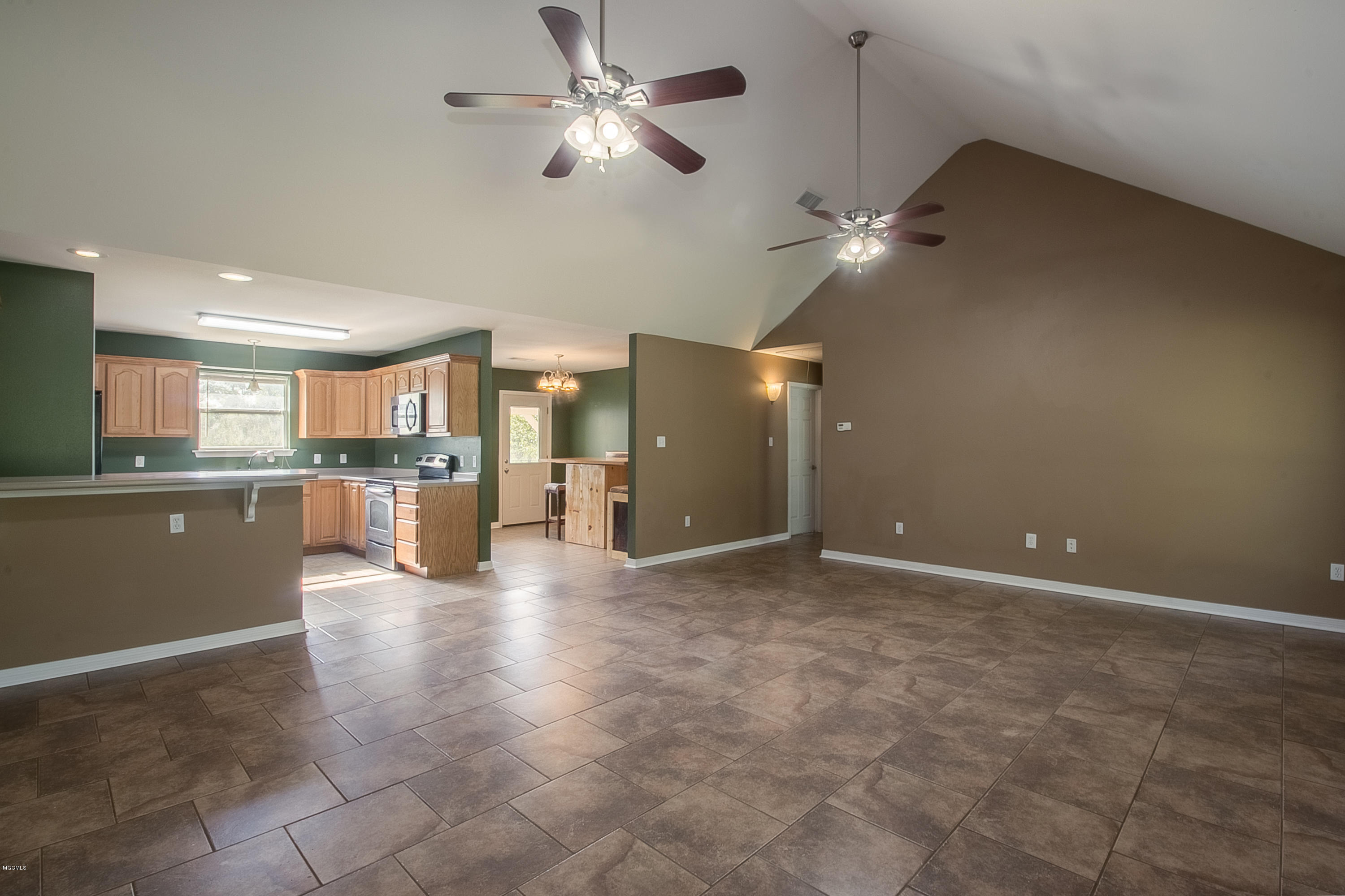 14520 Alcede Lizana Road Gulfport, MS 39503 - Photo 8 of 33 14520 Alcede Lizana Road-100