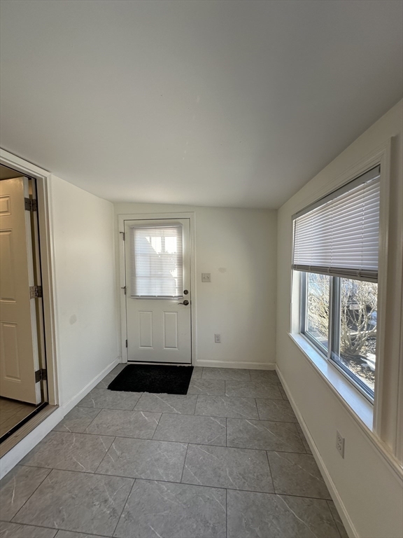22 Chesapeake Road Holbrook, MA 02343 - Photo 3 of 23
