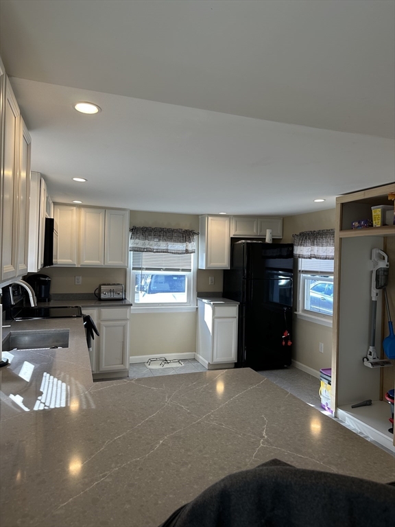 22 Chesapeake Road Holbrook, MA 02343 - Photo 8 of 23