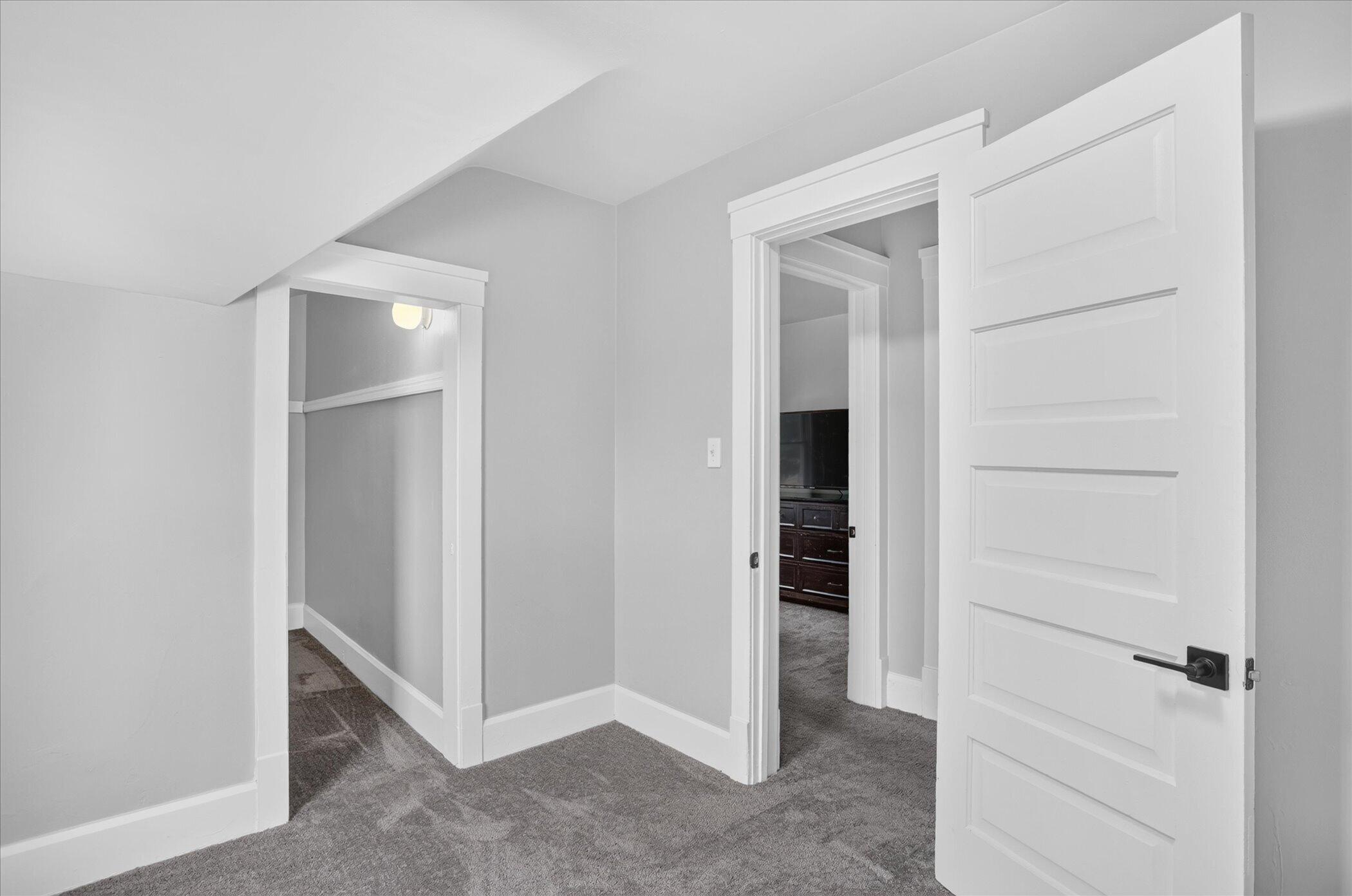 1729 Deane Boulevard Racine, WI 53405 - Photo 21 of 39 01-1729-Deane-Blvd-Racine (31)
