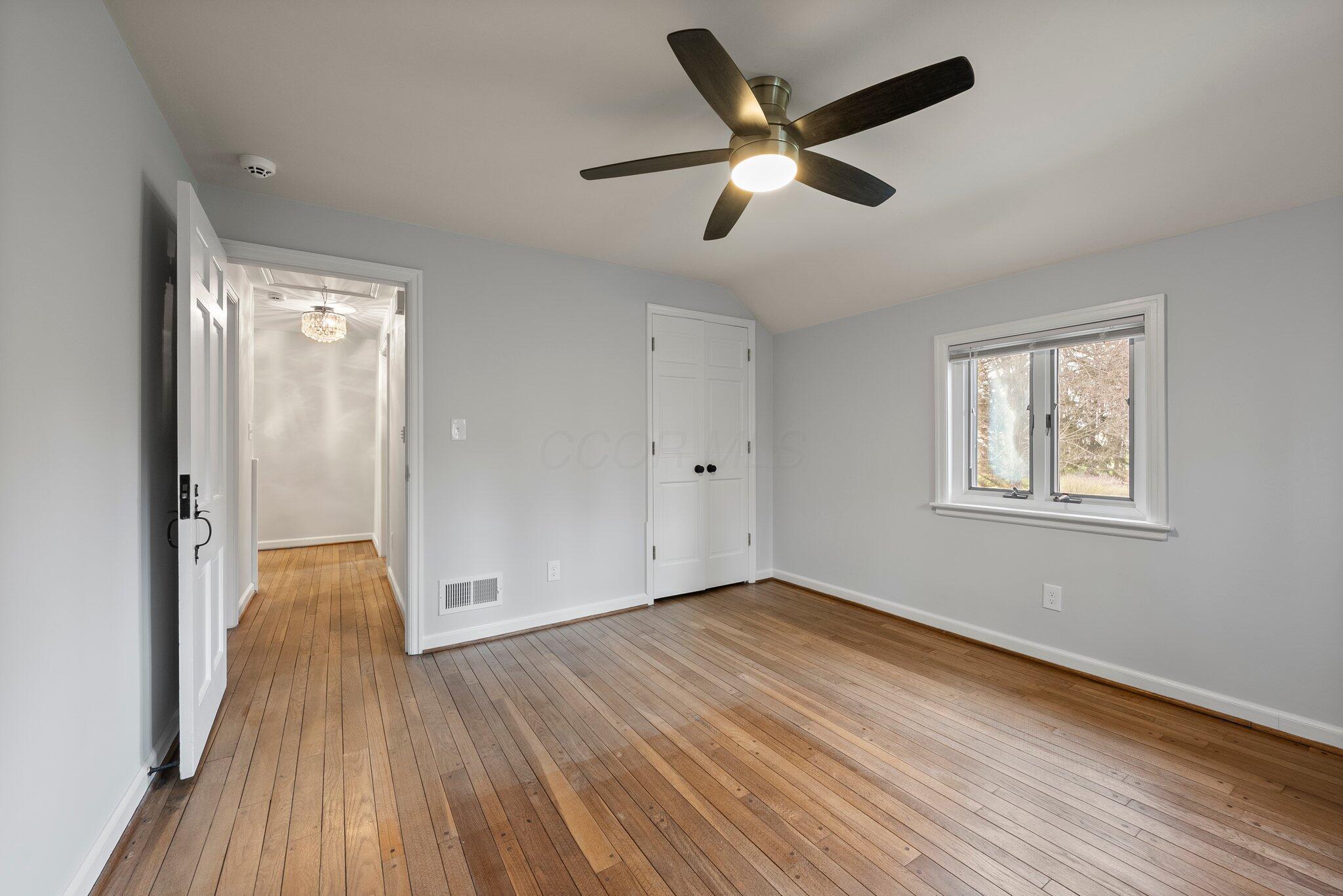 5420 Clark State Road Columbus, OH 43230 - Photo 40 of 104 Bedroom 1
