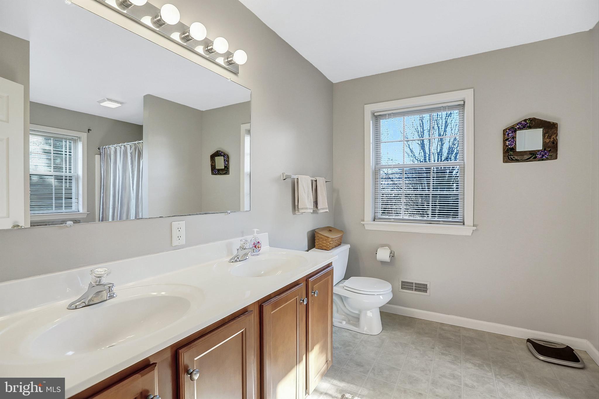 44 Edgewood Drive Lititz, PA 17543 - Photo 29 of 56