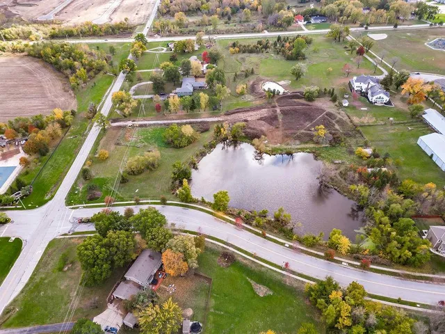 $550,000 | 16572 South Ridgeview Road, Olathe, KS 66062