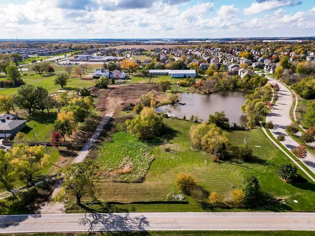 $550,000 | 16572 South Ridgeview Road, Olathe, KS 66062