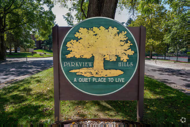 3750 Cedaridge Road Kalamazoo, MI 49008 - Photo 34 of 37 parkview-hills-kalamazoo-mi-3