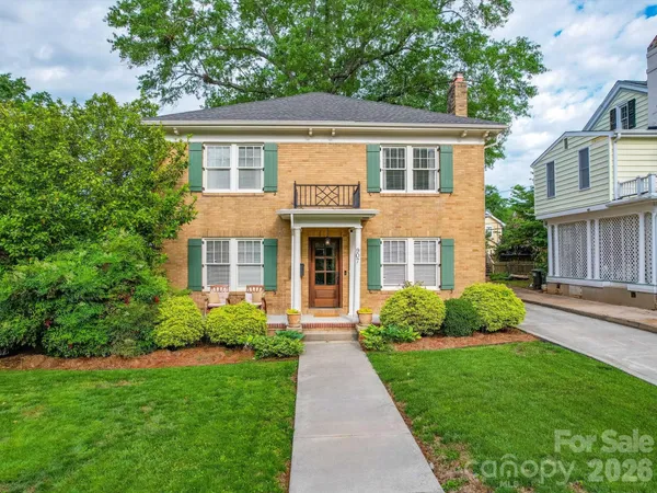 $429,000 | 907 Edgewood Circle, Gastonia, NC 28052