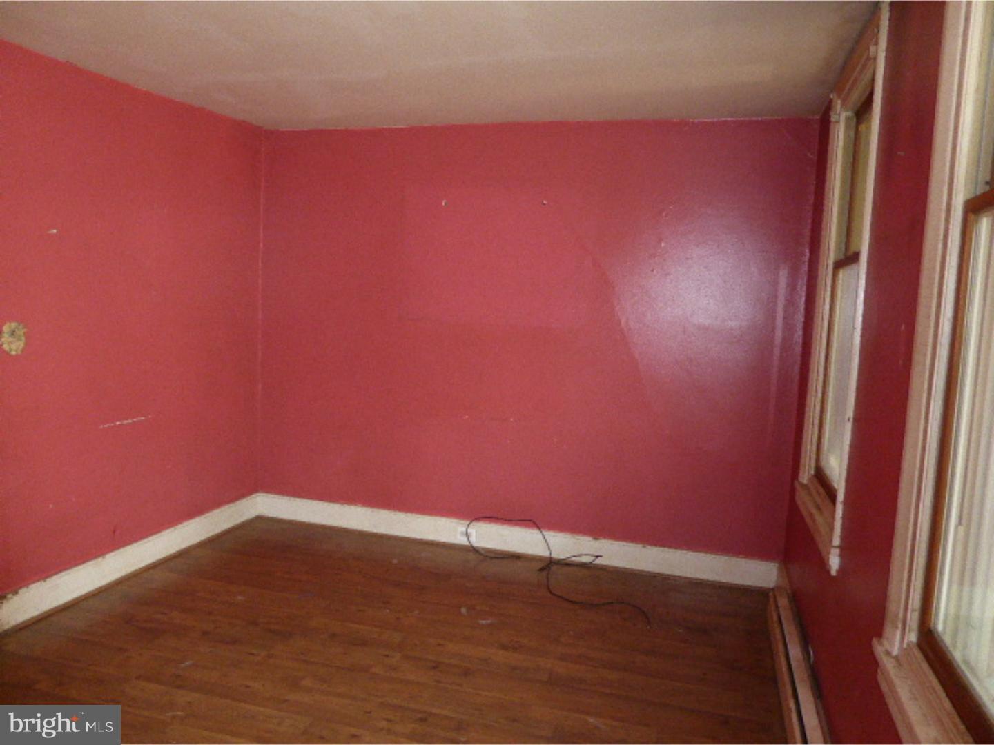 142 Hall Street Spring City, PA 19475 - Photo 5 of 8 Gallery Image 5