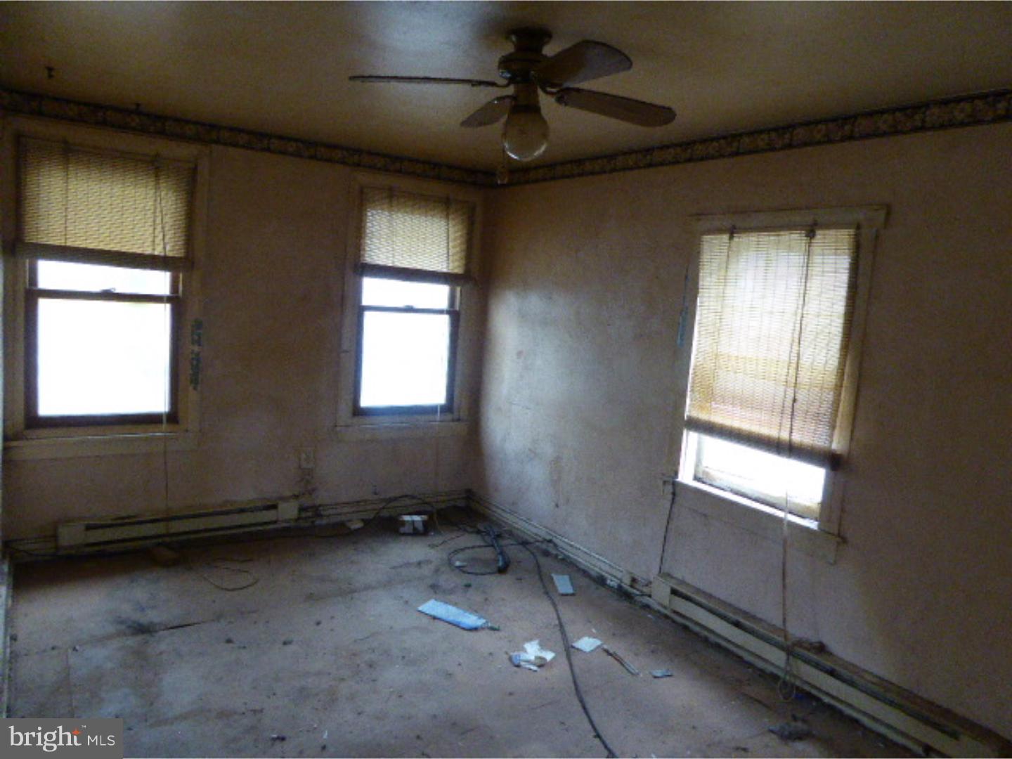142 Hall Street Spring City, PA 19475 - Photo 8 of 8 Gallery Image 8