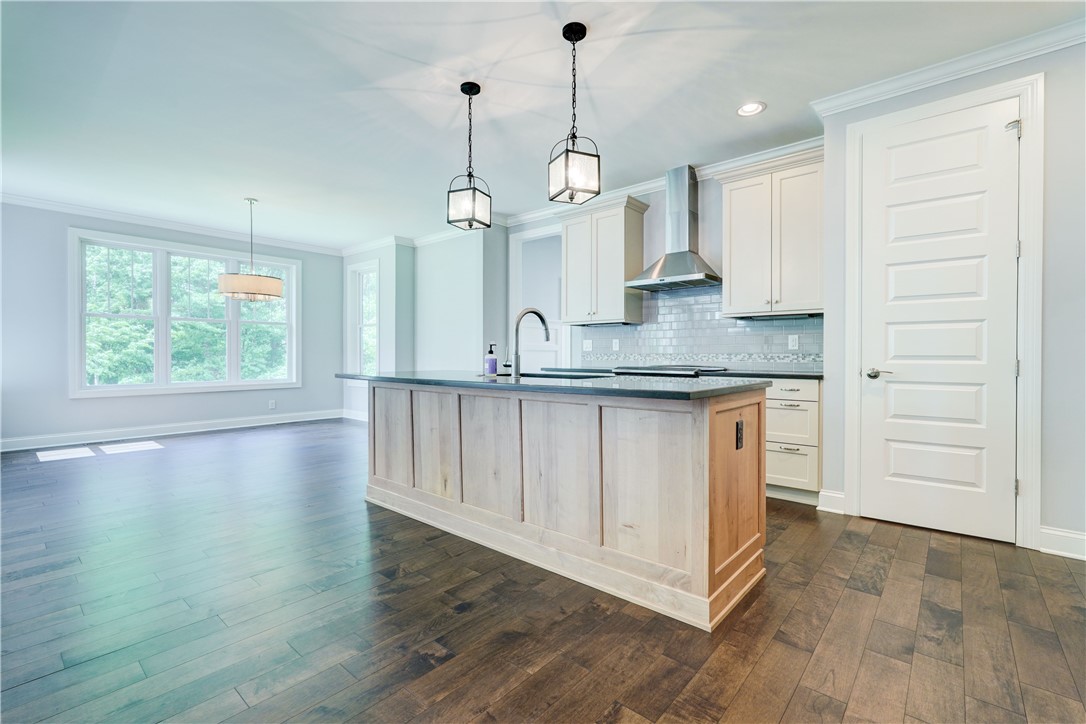 5 Camellia Rise Perinton, NY 14450 - Photo 5 of 27 Center Island with Breakfast Bar