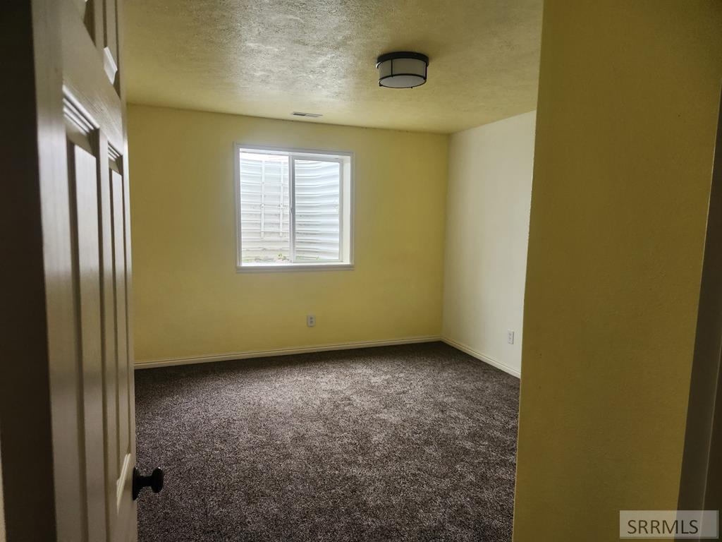 4020 Gateway Circle Ammon, ID 83406 - Photo 30 of 43