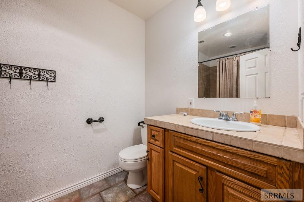 4020 Gateway Circle Ammon, ID 83406 - Photo 31 of 43