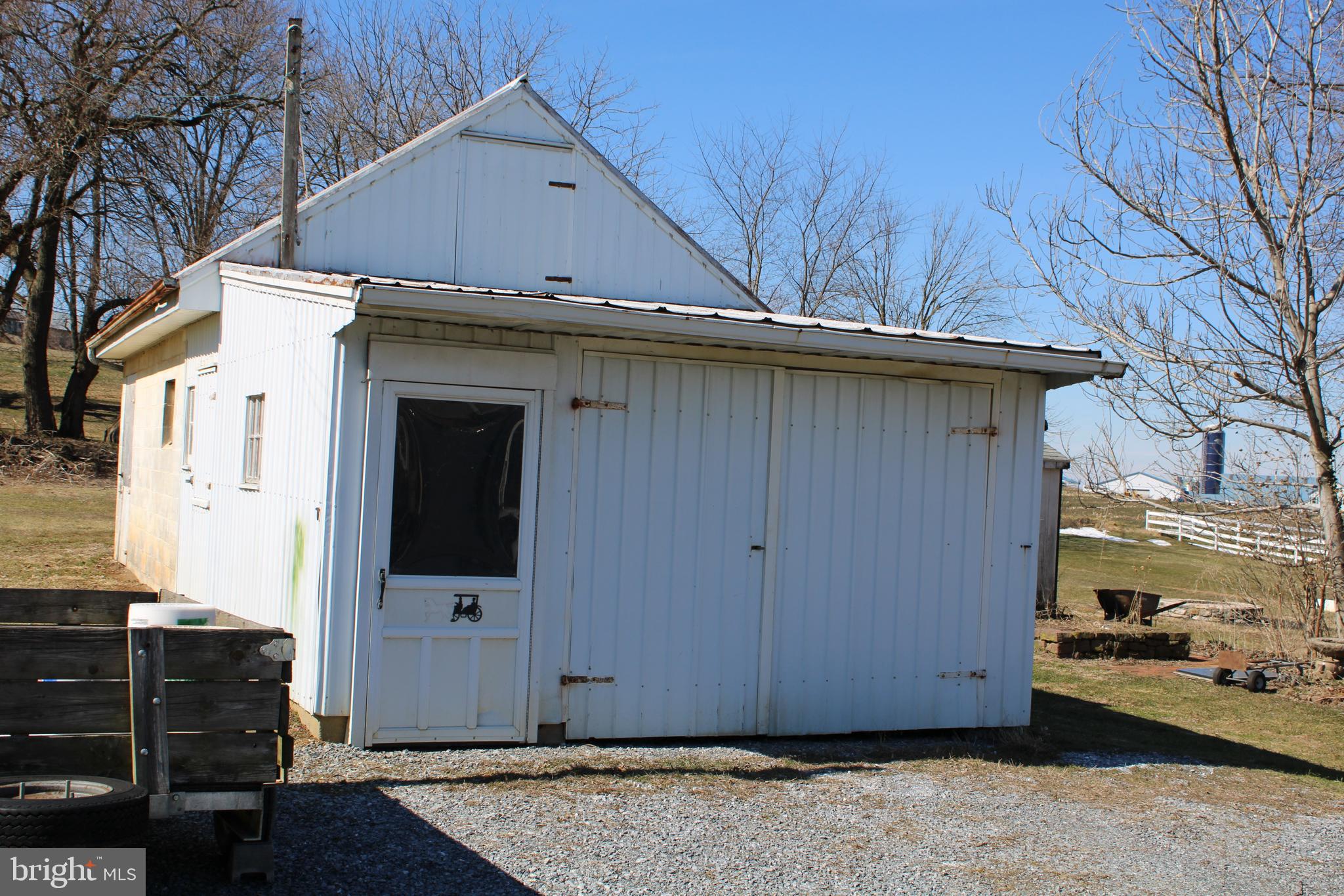 115 Spring Grove Road East Earl, PA 17519 - Photo 4 of 16