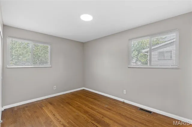 $194,000 | 425 Jana Drive, Florissant, MO 63031