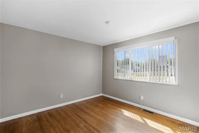 $194,000 | 425 Jana Drive, Florissant, MO 63031