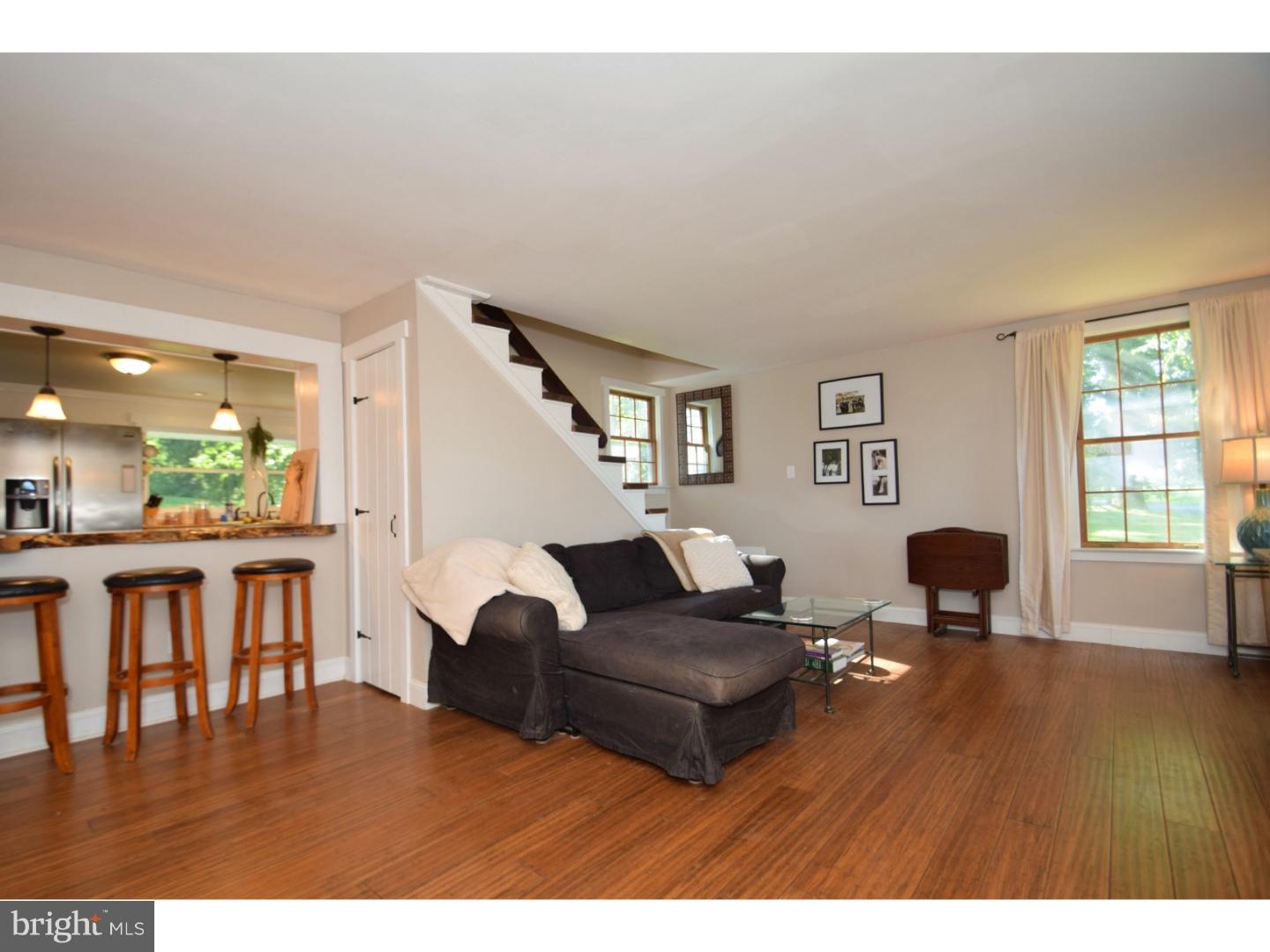501 Middle Road Perkasie, PA 18944 - Photo 3 of 24 Living Room
